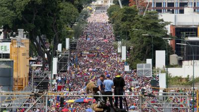 Machtkampf in Venezuela spitzt sich zu – Ultimatum von EU-Staaten läuft ab
