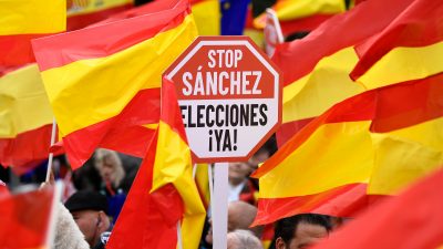 Zehntausende demonstrieren in Madrid gegen sozialistische Regierung