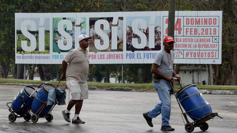 Kubanische Oppositionelle in den USA bezeichnen kommunistisches Referendum als Betrug