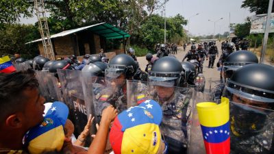 Pompeo: USA werden „Maßnahmen“ für Demokratie in Venezuela ergreifen