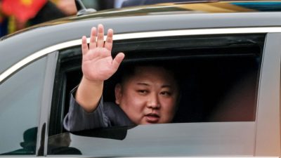 Kim zu Gipfel mit Trump in Vietnam eingetroffen