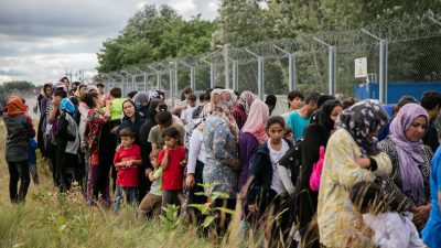 „Werkstattgespräch“ über Merkels Flüchtlingspolitik ohne Merkel – CDU will „Plan“ für Migrationspolitik entwickeln