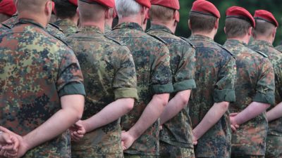 Regierung setzt wegen Bundeswehr-Personalmangels auf Reservisten