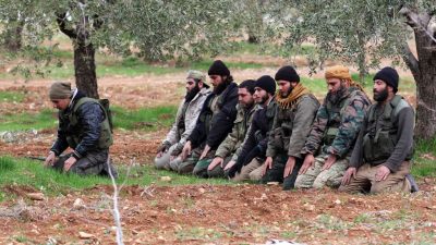 Kurden überstellen 14 französische Dschihadisten an Bagdad