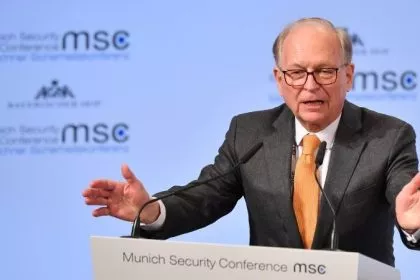 Verkaufte der Chef der Münchner Sicherheitskonferenz Termine und Kontakte?