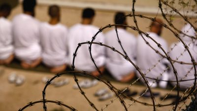 Deutsche Innenpolitiker gegen Verlegung von IS-Kämpfern nach Guantánamo