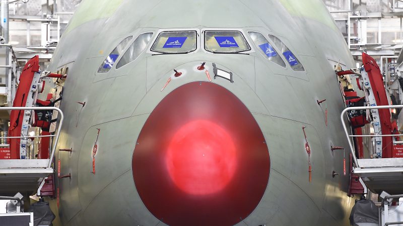 Bruchlandung für den Riesenvogel A380