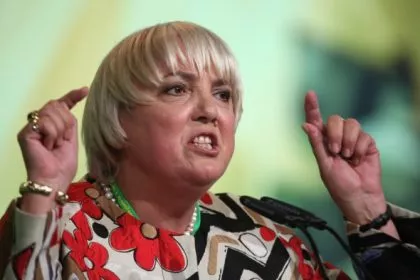 „Rassismus ist keine Meinung“: Claudia Roth rät Boris Palmer zu Grünen-Austritt