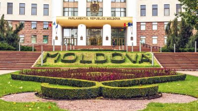 Rumäniens Nachbar Moldau wählt Parlament