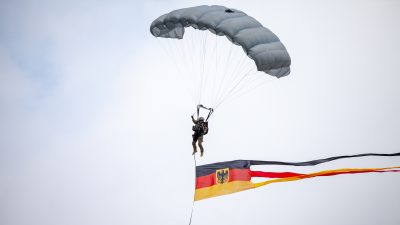 Mehr extremistische Soldaten in Bundeswehr gefunden als bisher bekannt