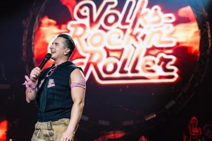 Gegenschlag zum „Hakenkreuz-Streit“: Andreas Gabalier ruft zur Fluchtweg-Challenge auf