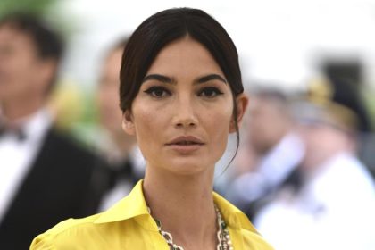 Model Lily Aldridge freut sich über einen Sohn