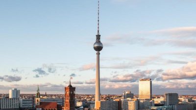 Berliner Innensenator stellt neuen Anti-Terror-Plan für Berlin vor