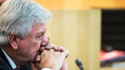 „Das ist furchtbar“: Hessens Ministerpräsident Bouffier erschüttert über tödliche Schüsse in Hanau