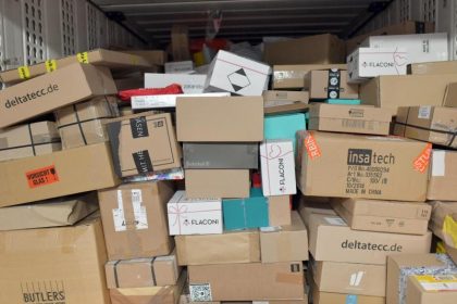 Was ist umweltfreundlicher: Einkaufen im Laden oder Onlinehandel?