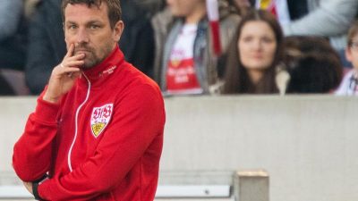 VfB-Coach Weinzierl in Bremen stark unter Druck
