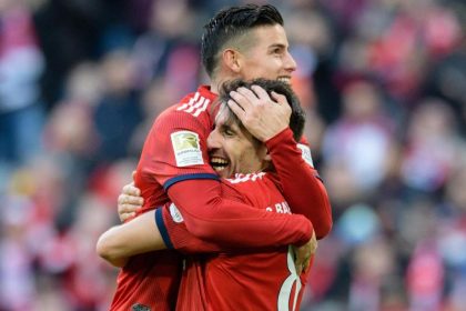 FC Bayern zieht mit Dortmund gleich – Martínez erneut stark