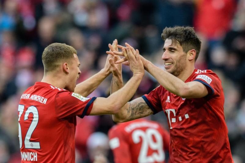 FC Bayern feiert Vorarbeiter Martínez