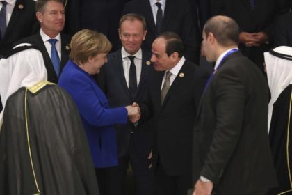 Merkel trifft May: EU-Araber-Gipfel über Krisen und Terror