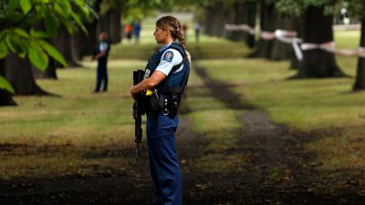 Terror in Neuseeland: Killer filmte Ermordung von 49 Menschen – „Er hat geschossen, bis sie tot waren“