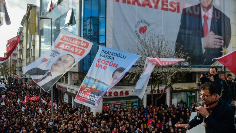 Türken wählen neue Bürgermeister, Stadträte und Bezirksvorsteher