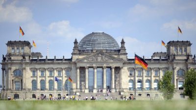 Noch fehlen die hochwertigen Inhalte: Bundestag will bald auf Twitter und Instagram aktiv werden
