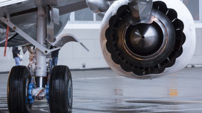 Zwei Abstürze in sechs Monaten: Passagierjet Boeing 737 MAX 8 steht in der Kritik