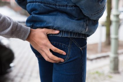 Sexueller Übergriff in Murnau/Oberbayern: Mann (25) hält Mädchen (13) auf Tengelmann-Parkdeck gefangen