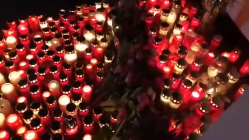 Video: Friedlicher Trauermarsch in Worms für ermordete Cynthia (21) – Buh-Rufe für OB Kissel (SPD) – Täter Ahmet T. (22) war polizeibekannt