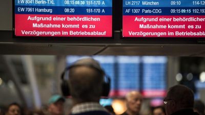 Passagiere öffneten Nottür: Räumung im Sicherheitsbereich des Airports Düsseldorf