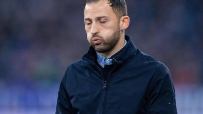 Blanke Wut auf Schalke: Trainer Tedesco vor dem Aus