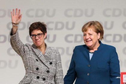 Kramp-Karrenbauer: „Es gibt kein Zerwürfnis zwischen Merkel und mir“