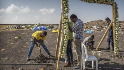 Erste Forderungen nach Entschädigung bei Boeing – Äthiopien kann Flugschreiber nicht auswerten