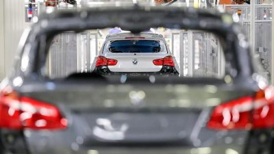 BMW will nach schwachem Jahr die Zügel anziehen
