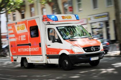 Arbeiter auf Bremer Baustelle von meterhoher Wand erschlagen