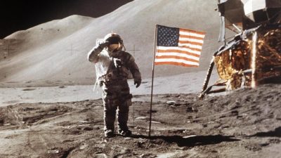 Mondgestein verschenkt, gestohlen, verkauft: Apollo-Souvenir offenbart Geheimnisse über All und Erde