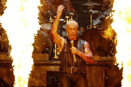 Rammstein-Crew mit Strang um den Hals – KZ-Anspielungen im „Deutschland“-Video