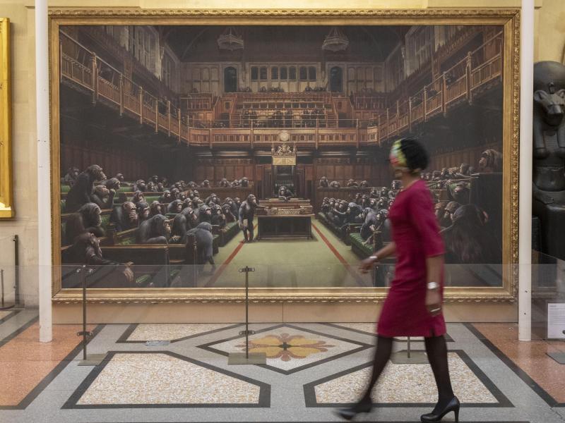 Polizei-Mehr-als-600-Objekte-aus-Sammlung-zum-British-Empire-gestohlen