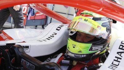 Mick Schumacher startet von Platz zehn in Formel-2-Auftakt