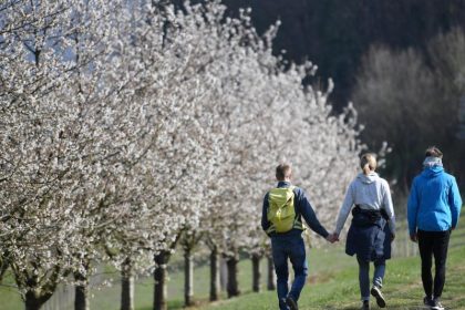Deutschland zweigeteilt: Wolken im Westen, Sonne im Osten