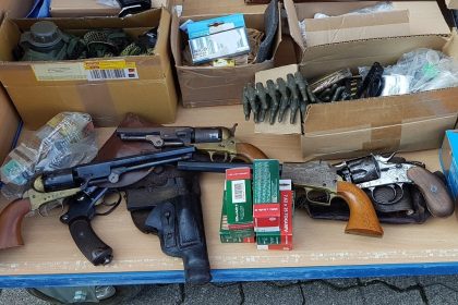 NRW: Polizei entdeckt nach Tod von 81-Jährigem Waffenlager in dessen Wohnung