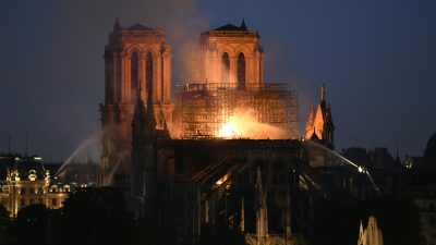 Feuer von Notre Dame: Ermittler erwarten schwierige Untersuchung – Feuer breitete sich zu schnell aus