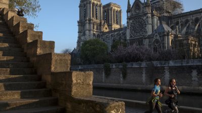 Herausforderungen beim Wiederaufbau von Notre Dame: Kosten, Zeitraum, Bauart