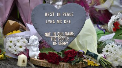 Von New IRA getötet: Mehrere Regierungschefs bei Trauerfeier für nordirische Journalistin Lyra McKee