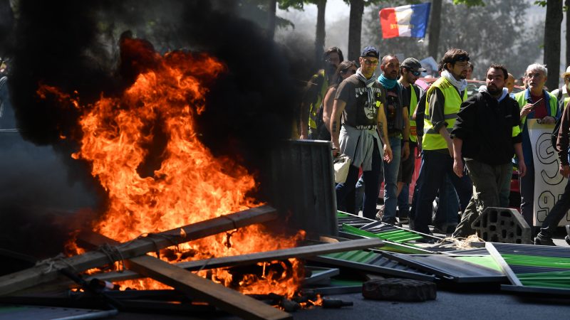 Paris: Neuerliche Zusammenstöße zwischen „Gelbwesten“ und Polizisten – 126 Festnahmen