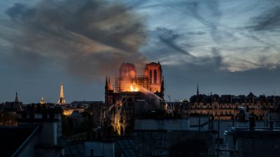 Das Geheimnis von Notre Dame – Von Manfred von Pentz