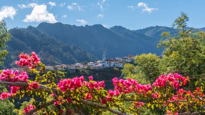 Madeira: „Perle des Atlantik“ –  auch Blumeninsel genannt