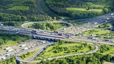 Auch nicht termingerecht: Zentrale Autobahnverwaltung verzögert sich