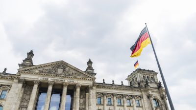 Deutsche immer unzufriedener über das Funktionieren der Demokratie