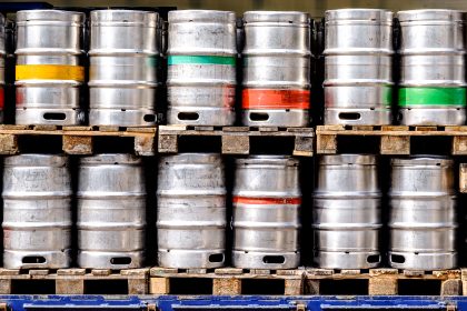 Drei Festnahmen bei Razzia in zwei Bundesländern wegen Betrugs bei Biersteuer